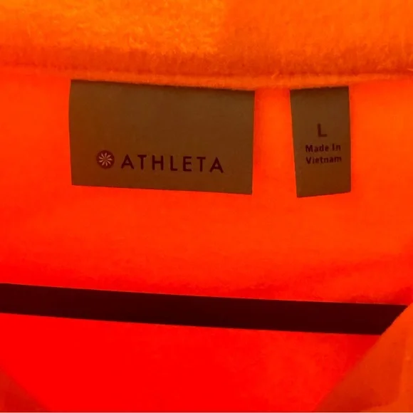 Athleta Vibrant Orange Long Sleeve Half Zip Top Size Large Running Athlesure - Picture 4 of 7